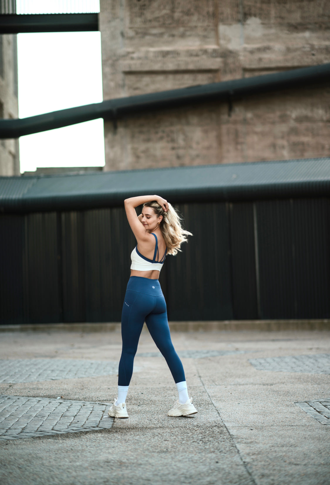 Iceberg Top/High Impact Bra with Contrast Trim in Vanilla and Royal Blue